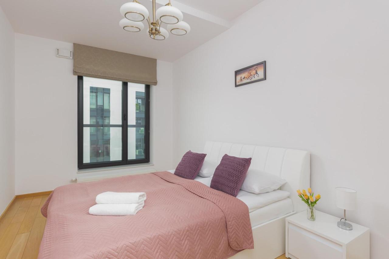 Dzielna Apartment Warsaw Wola By Noclegi Renters Extérieur photo