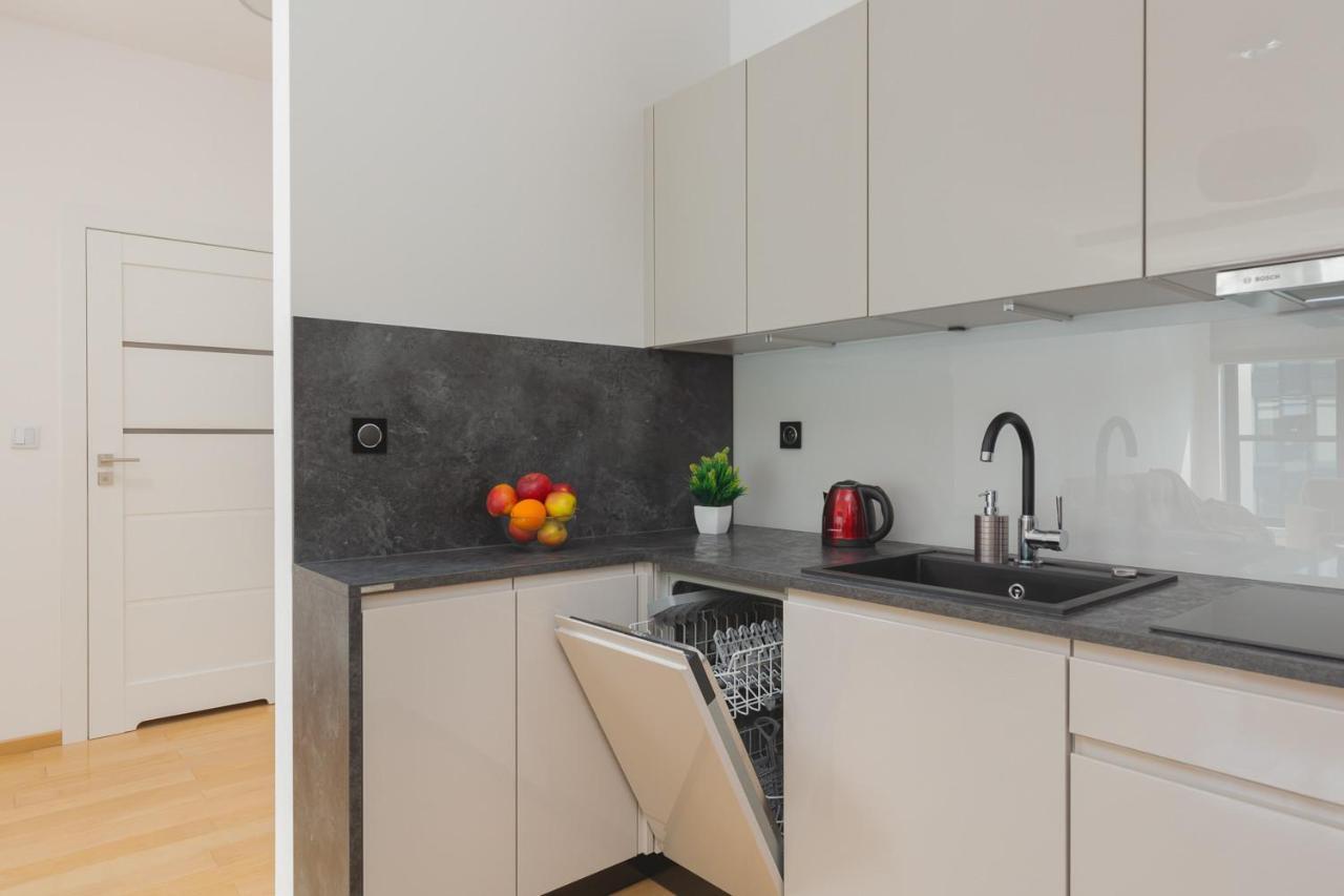 Dzielna Apartment Warsaw Wola By Noclegi Renters Extérieur photo